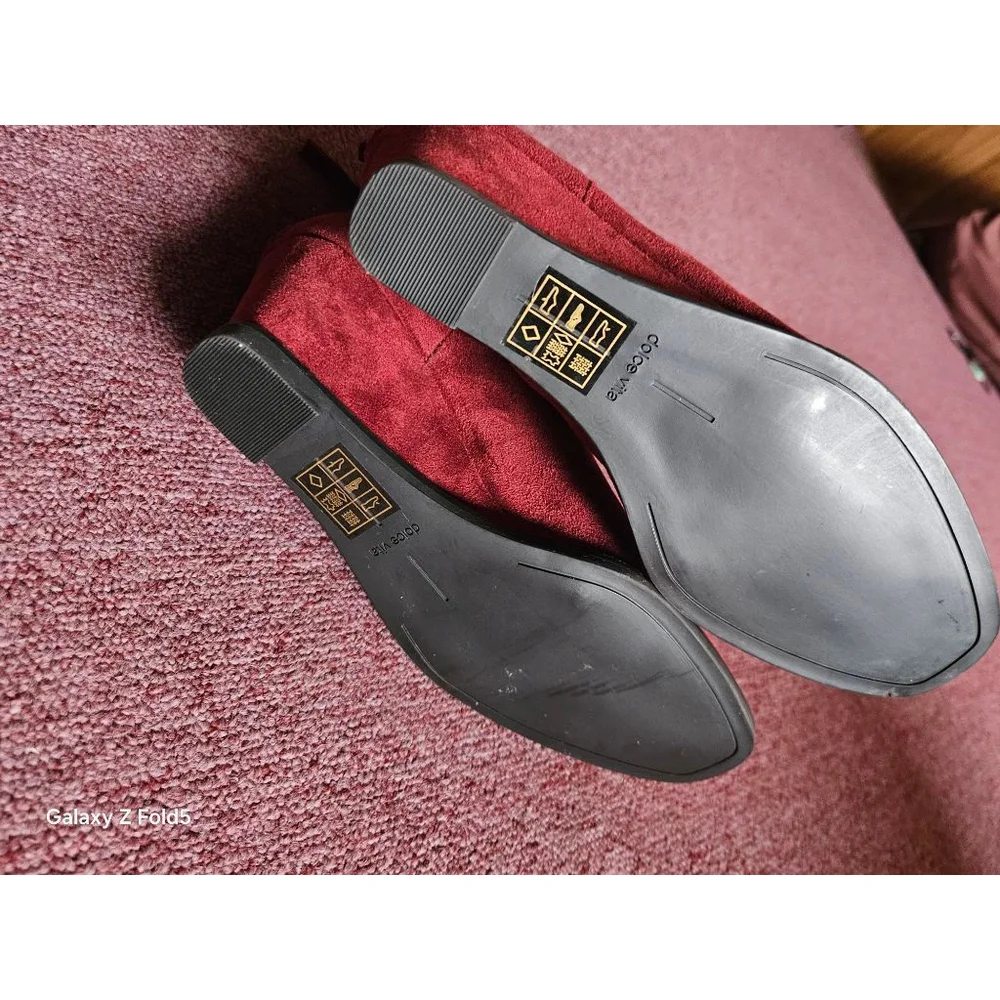Women's Dolce Vita Burgundy Suede Wedge Ankle Boots